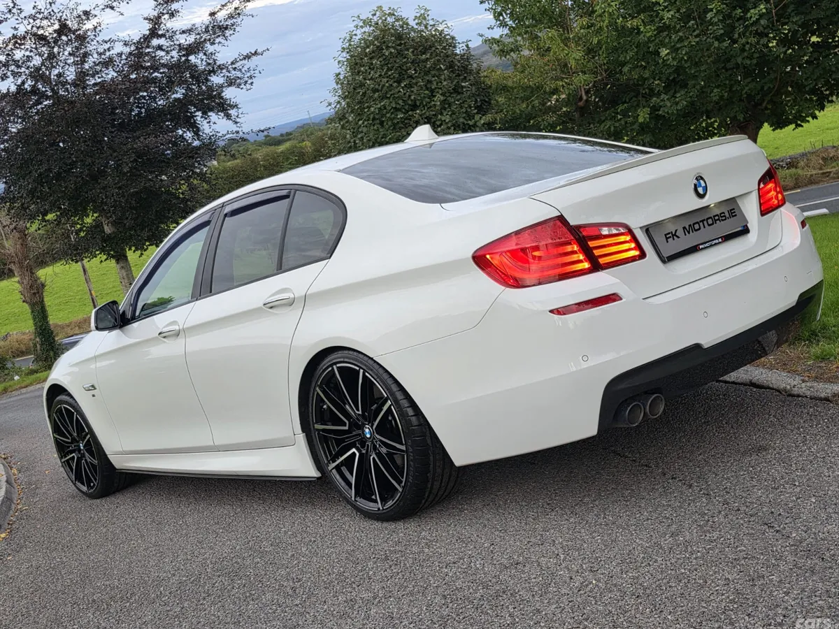 BMW 5-Series Saloon, Diesel, 2012, White