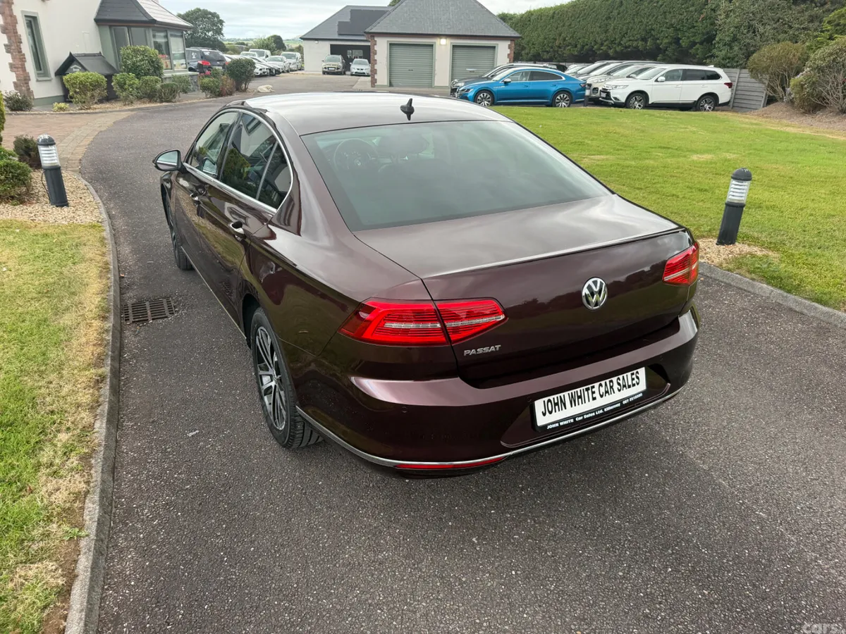 Volkswagen Passat Saloon, Diesel, 2018, Red