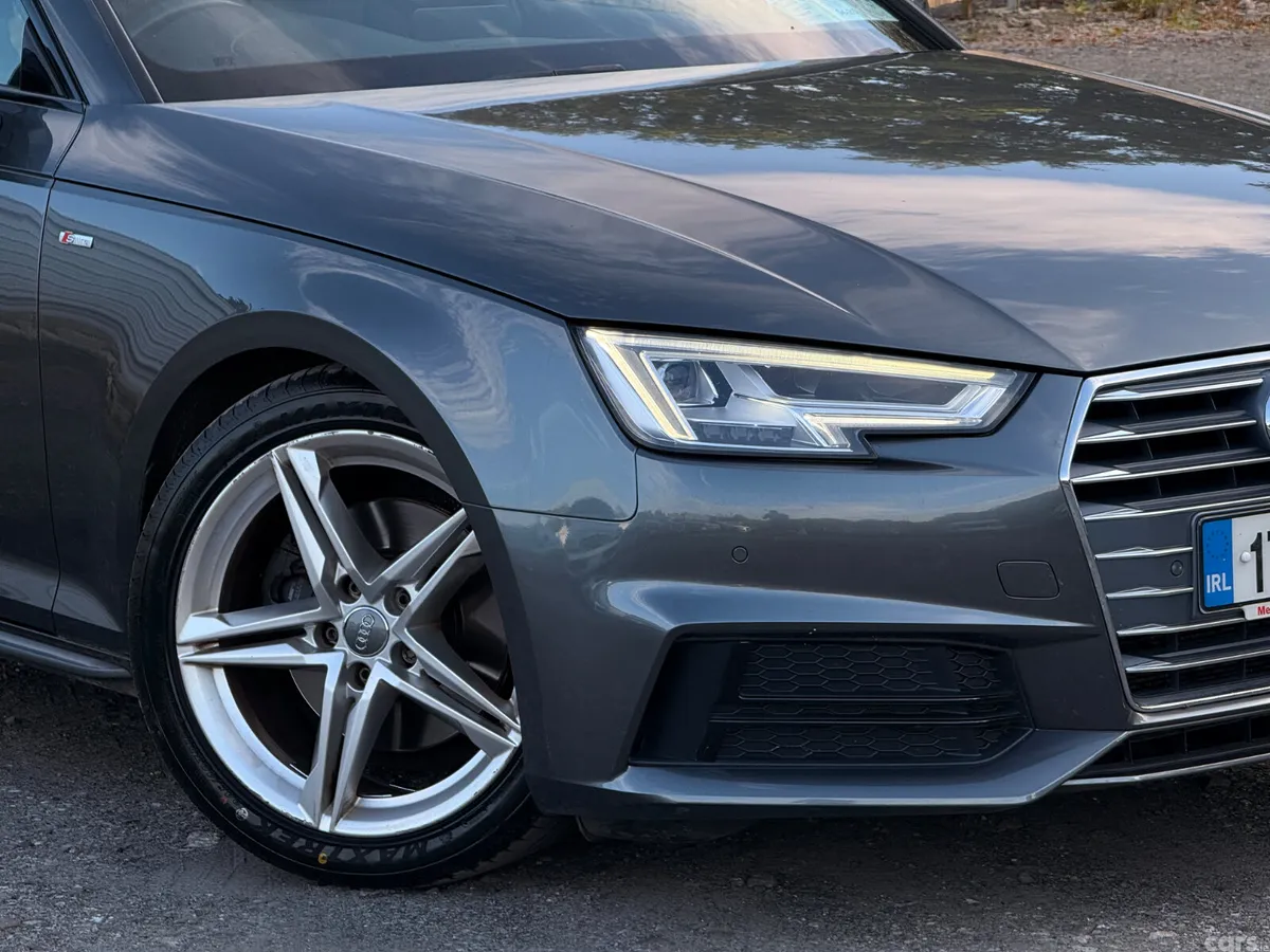 Audi A4 Estate, Diesel, 2017, Grey