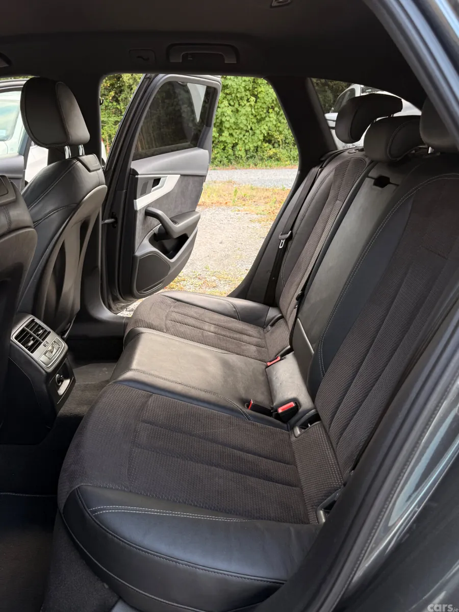 Audi A4 Estate, Diesel, 2017, Grey