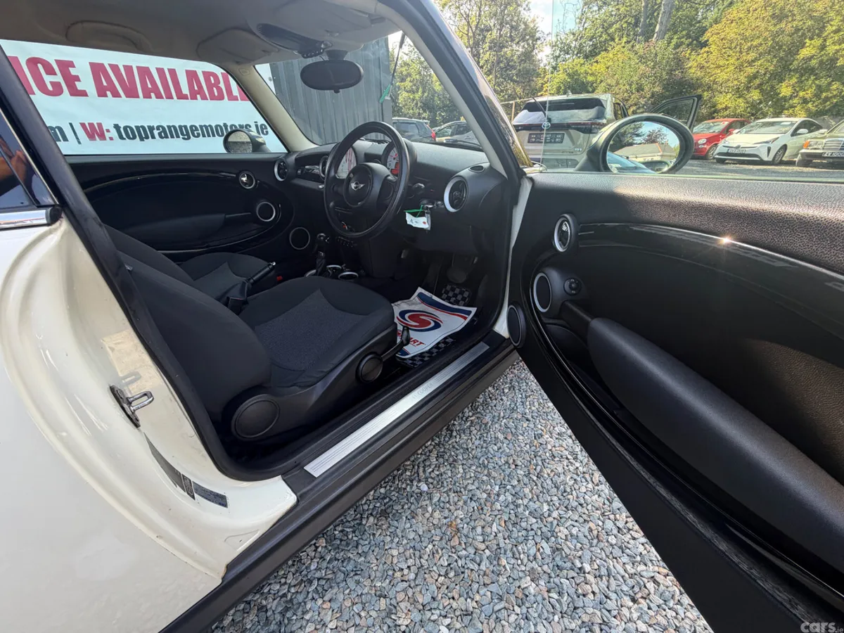 Mini Cooper Hatchback, Petrol, 2013, White