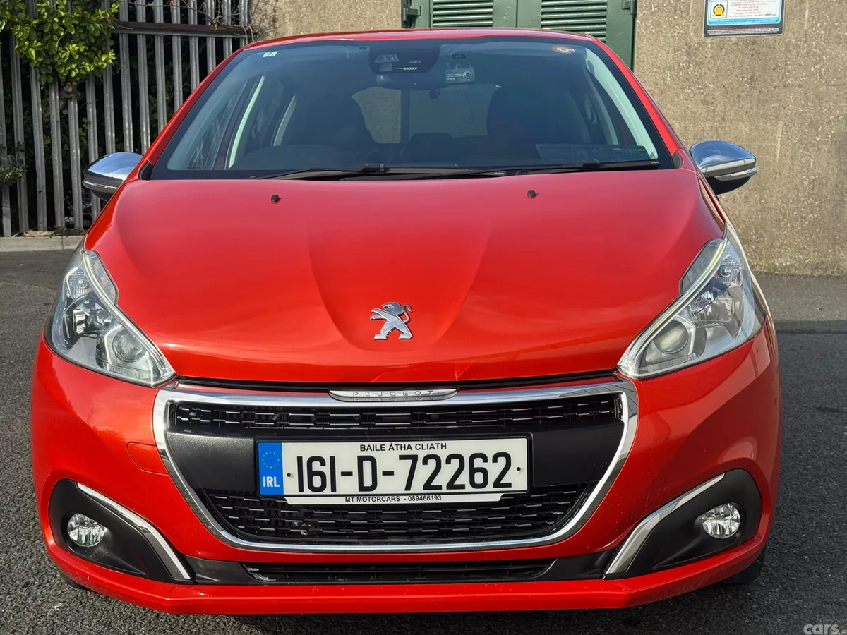 Peugeot 208 Hatchback, Petrol, 2016, Orange