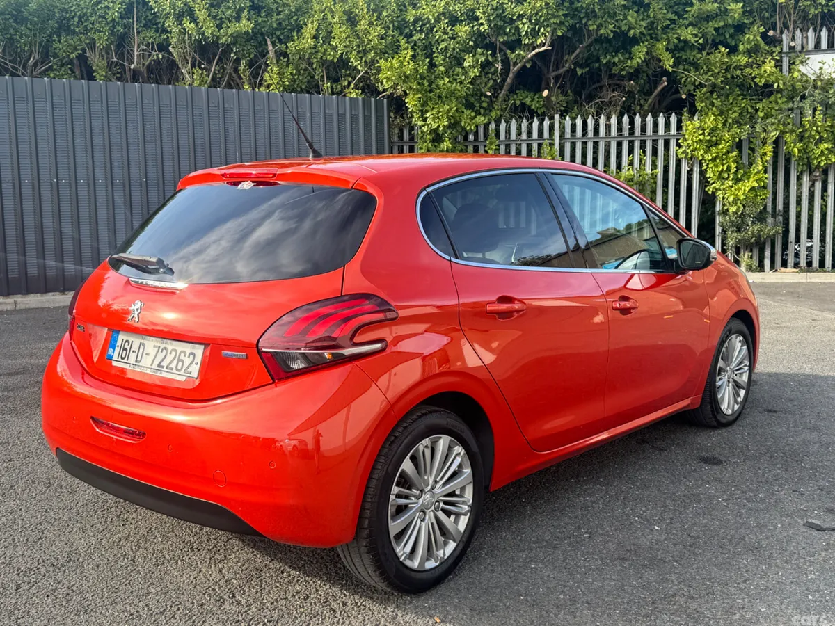 Peugeot 208 Hatchback, Petrol, 2016, Orange