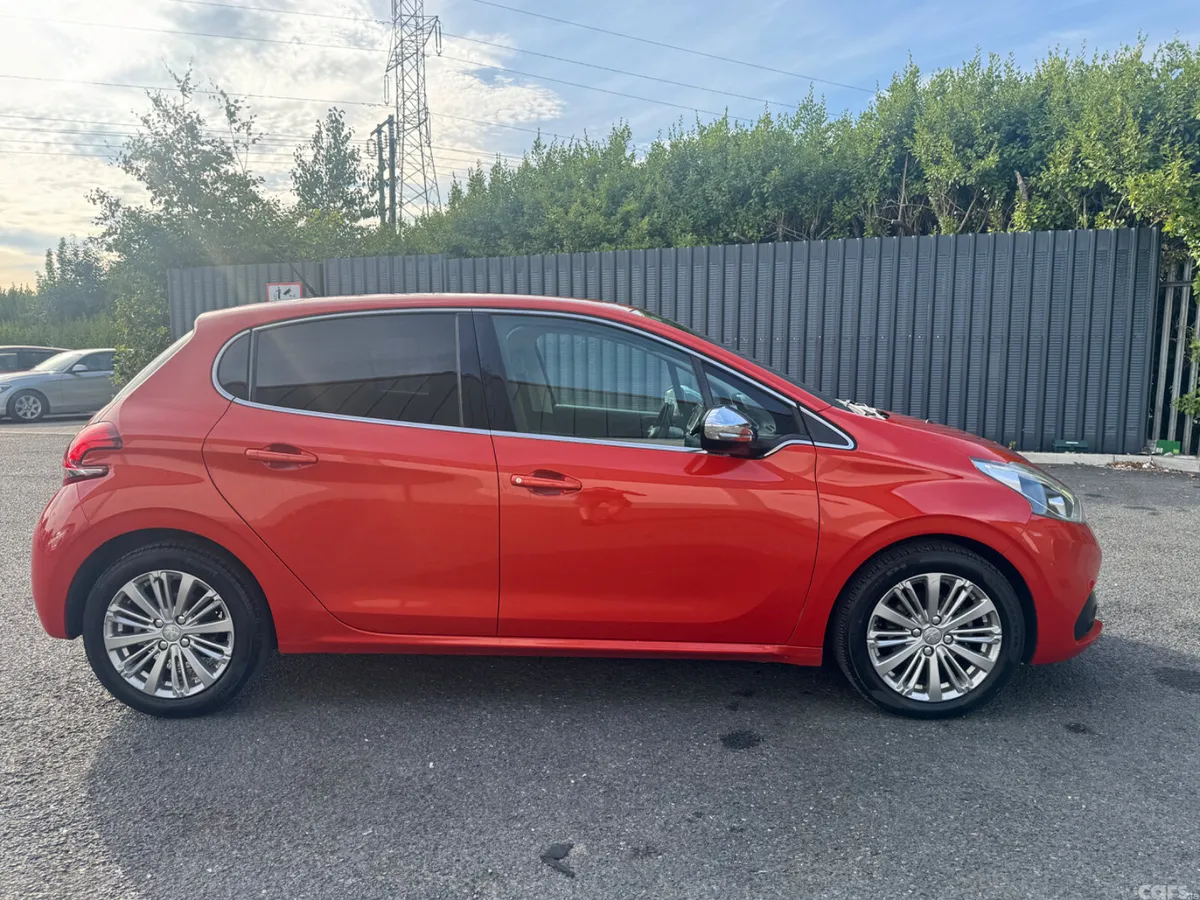 Peugeot 208 Hatchback, Petrol, 2016, Orange