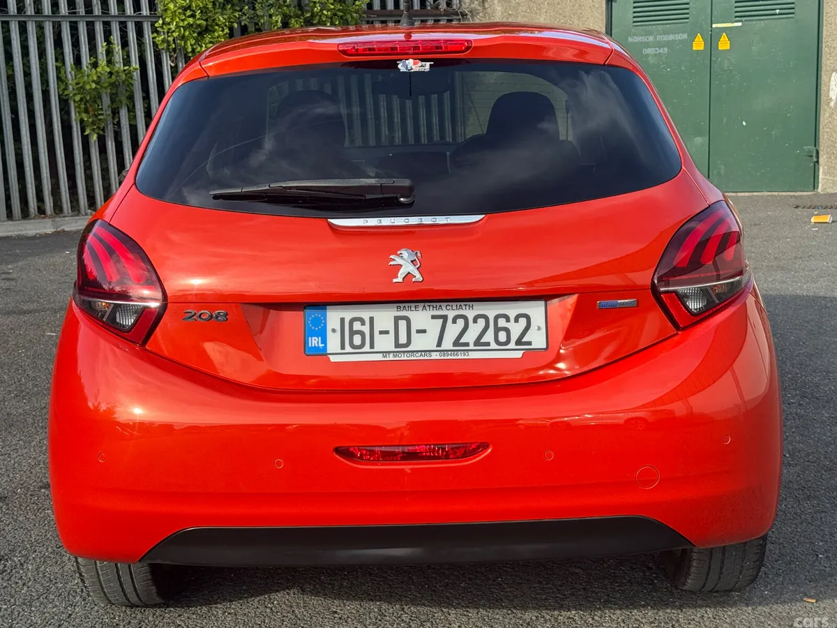 Peugeot 208 Hatchback, Petrol, 2016, Orange