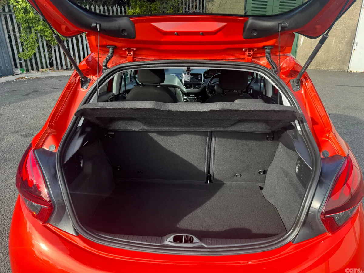 Peugeot 208 Hatchback, Petrol, 2016, Orange