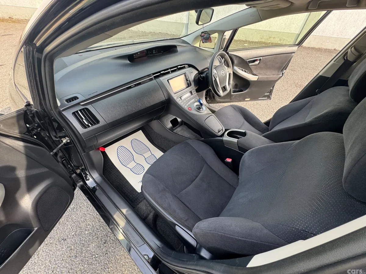 Toyota Prius Hatchback, Petrol Hybrid, 2014, Black