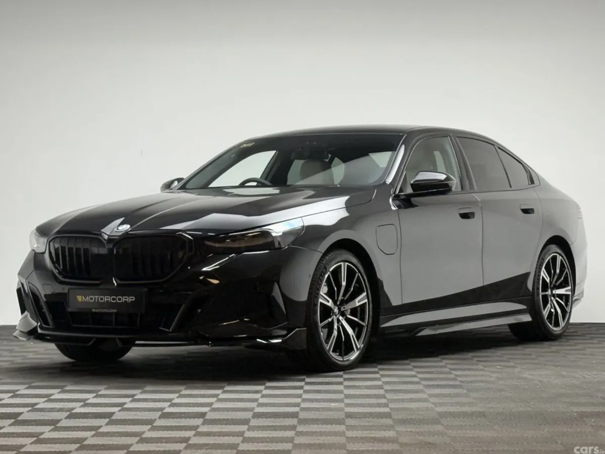 BMW 5-Series Saloon, Petrol Plug-in Hybrid, 2026, Black