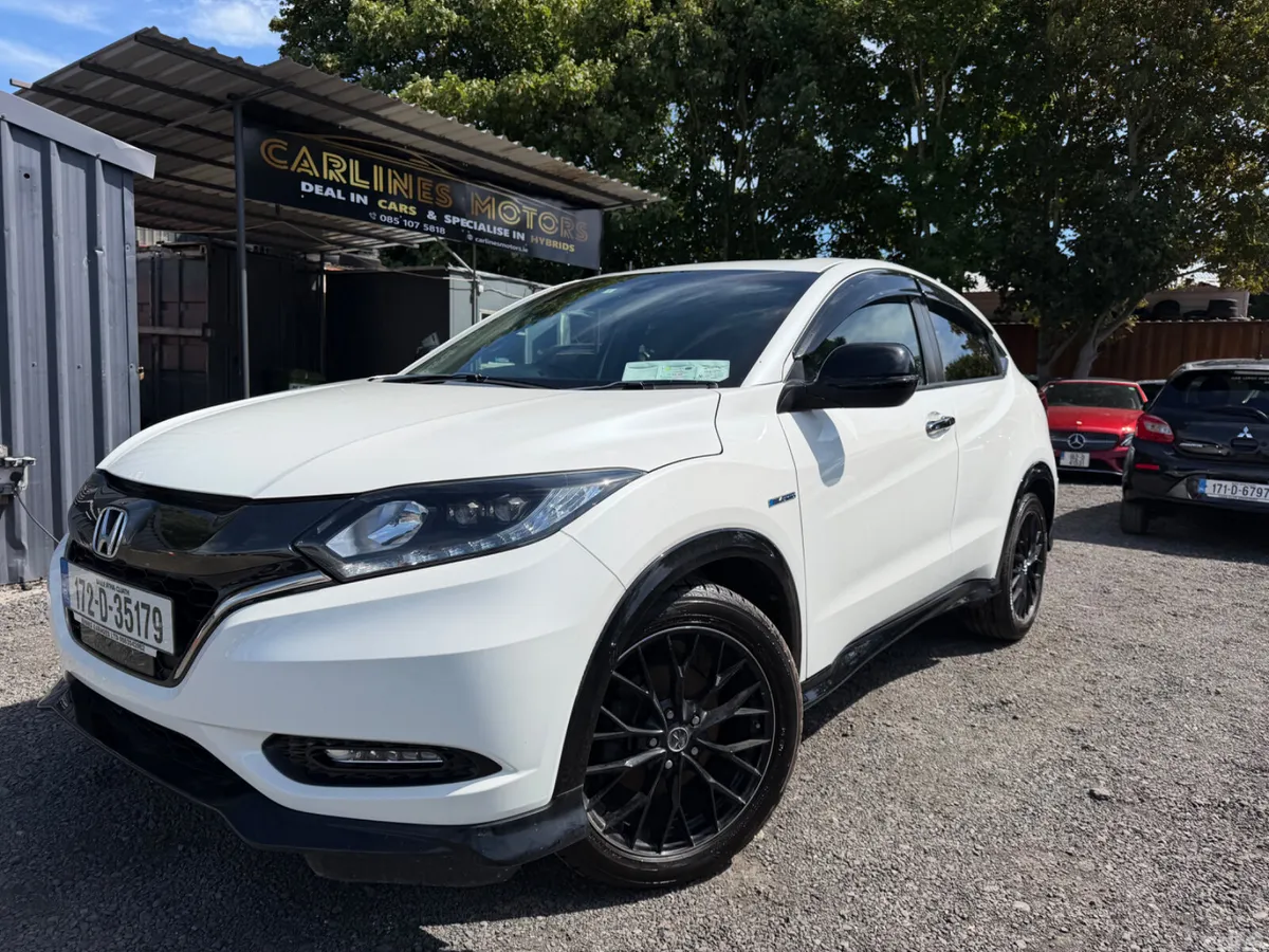 Honda Vezel SUV, Petrol Hybrid, 2017, White