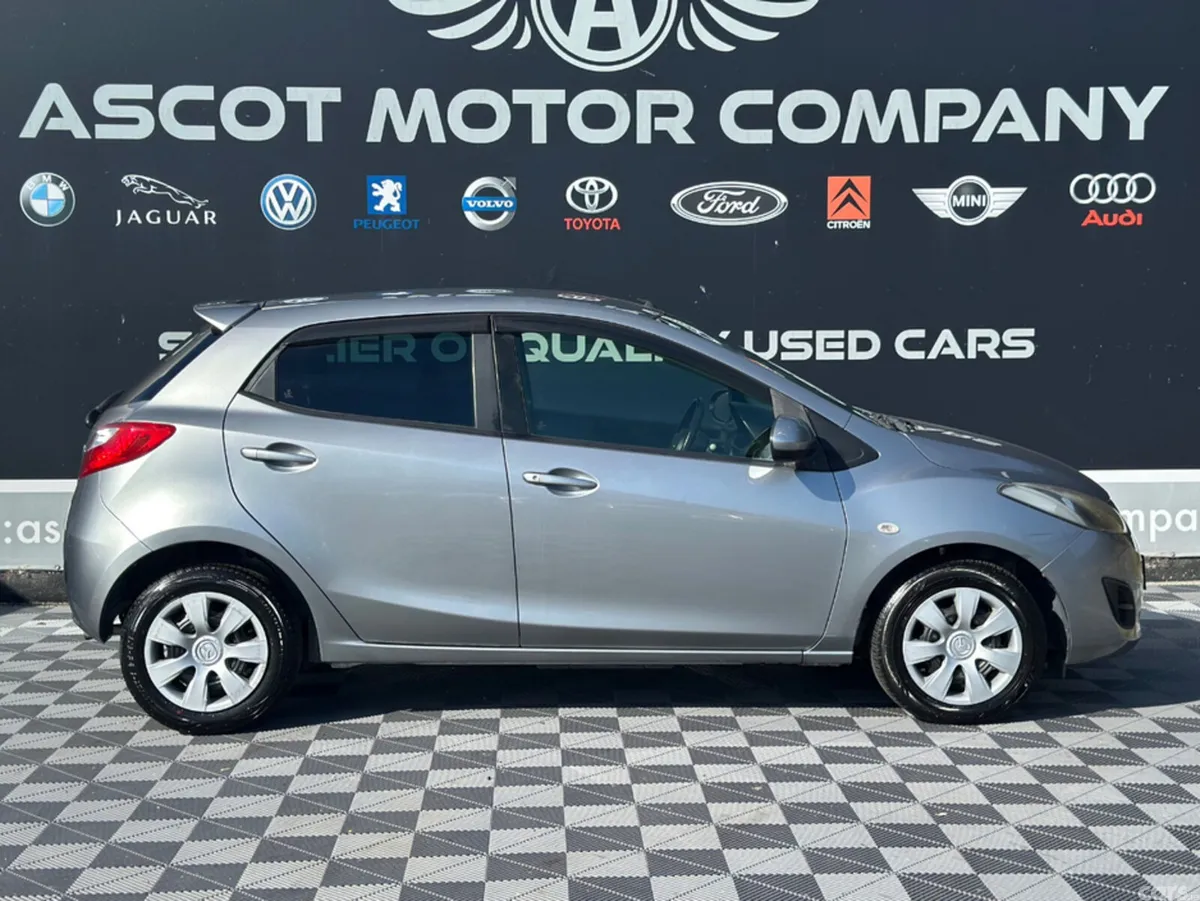 Mazda Demio Hatchback, Petrol, 2013, Grey