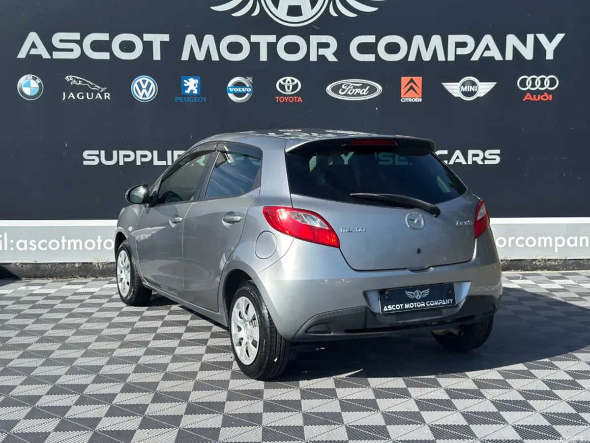 Mazda Demio Hatchback, Petrol, 2013, Grey