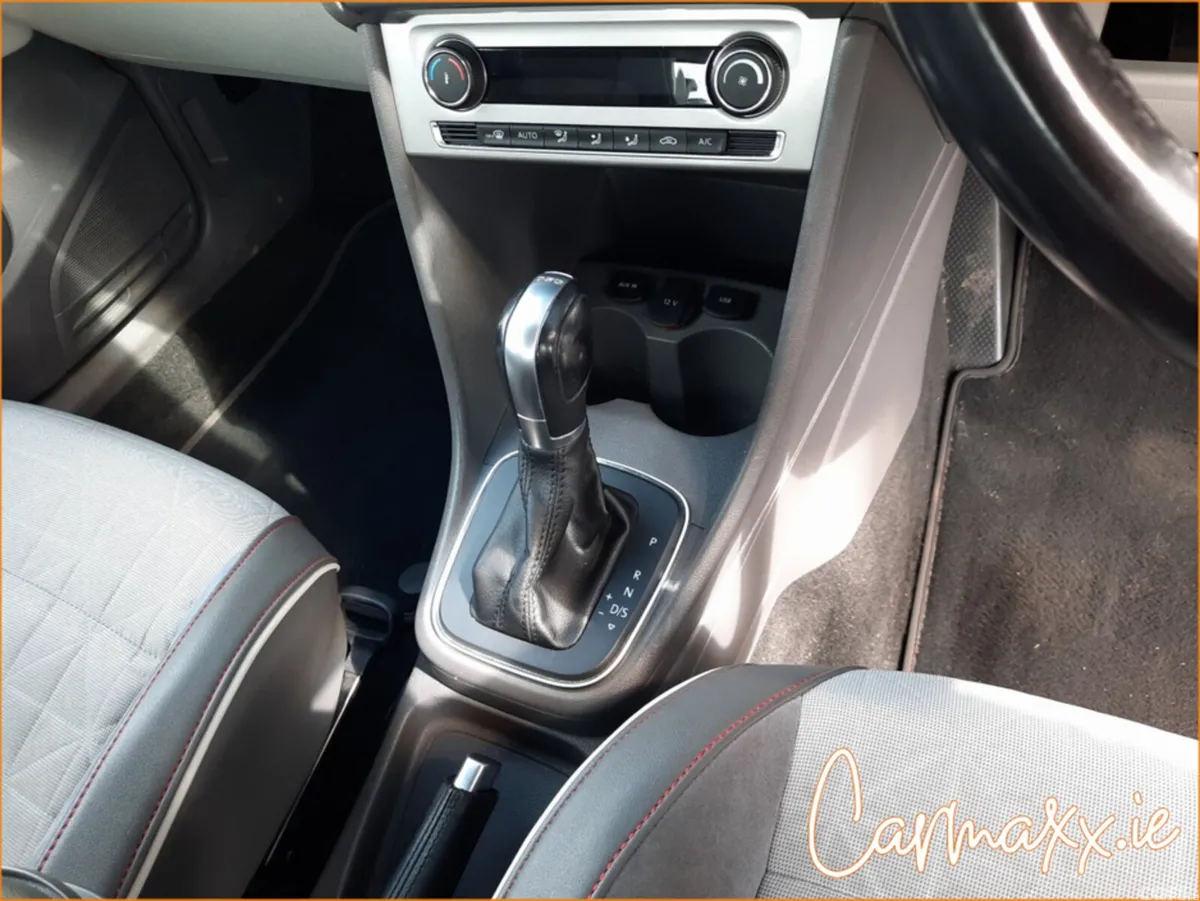 Volkswagen Polo Hatchback, Petrol, 2017, Red