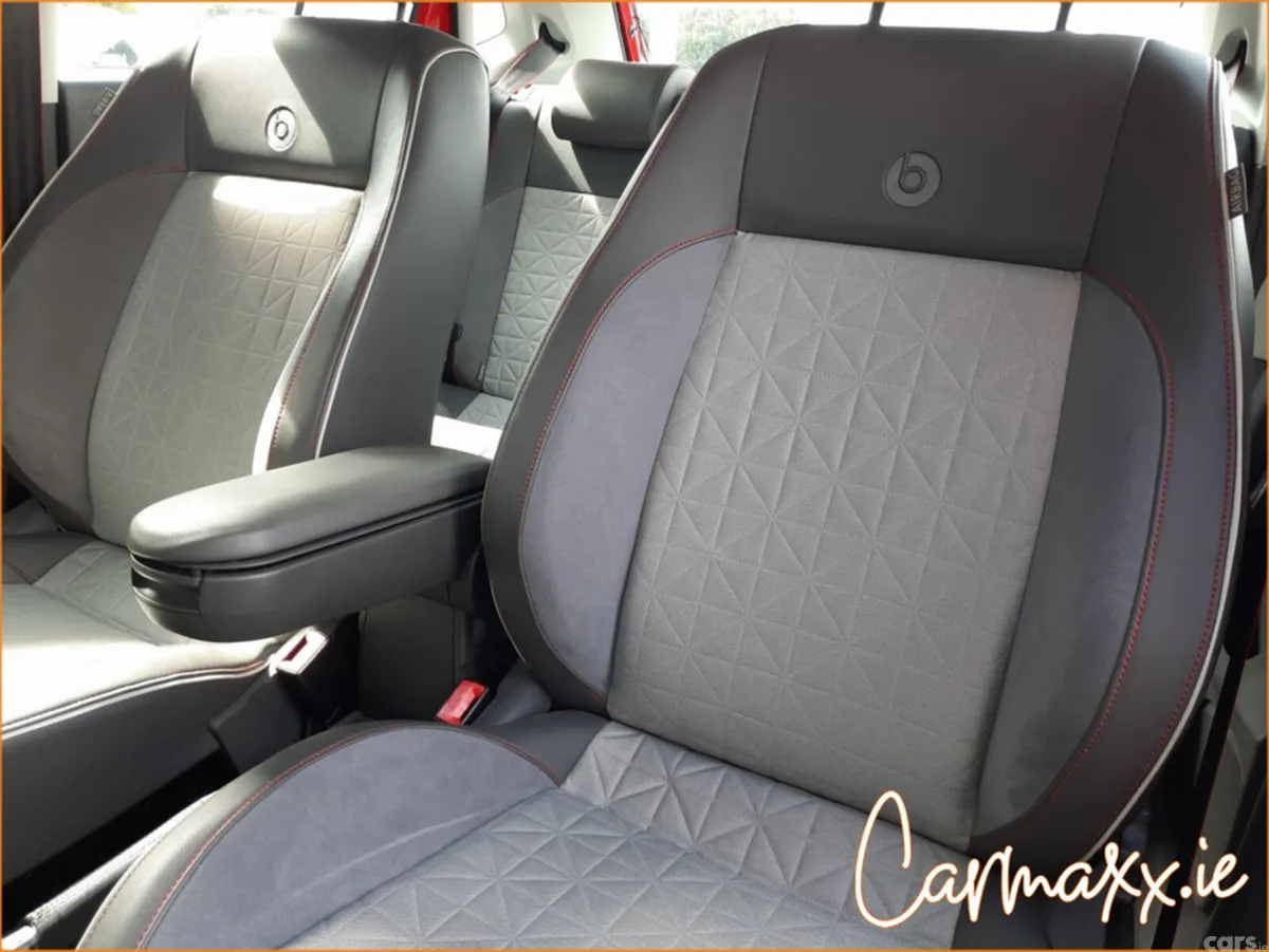 Volkswagen Polo Hatchback, Petrol, 2017, Red