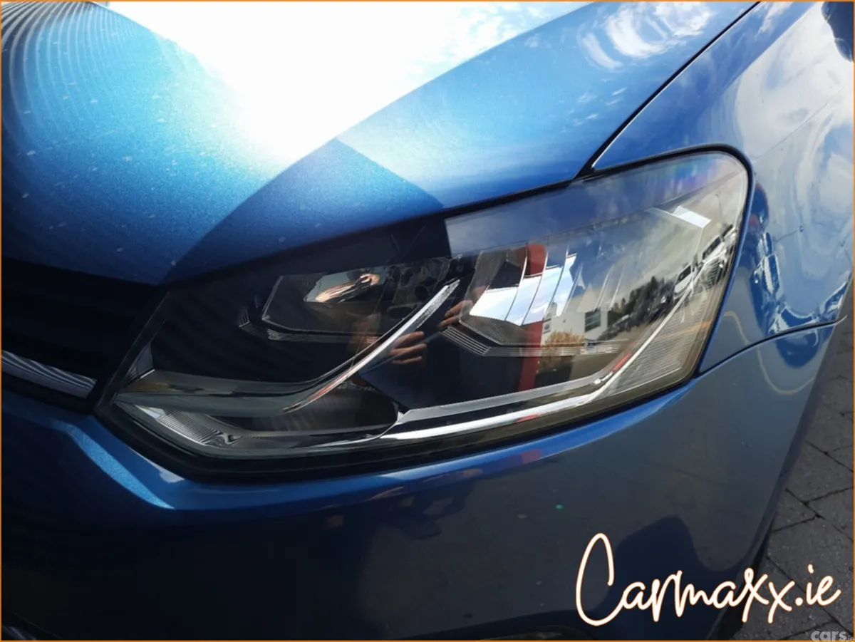Volkswagen Polo Hatchback, Petrol, 2016, Blue