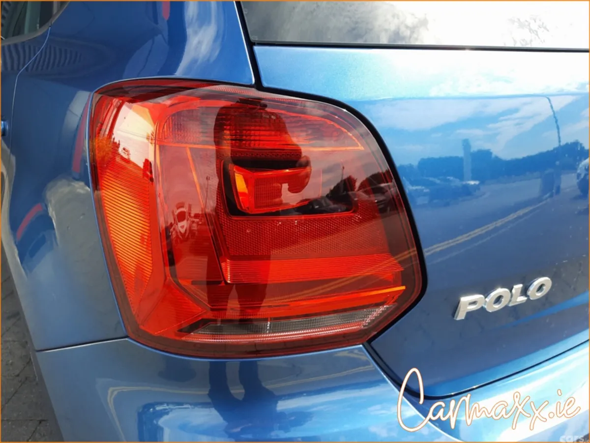 Volkswagen Polo Hatchback, Petrol, 2016, Blue