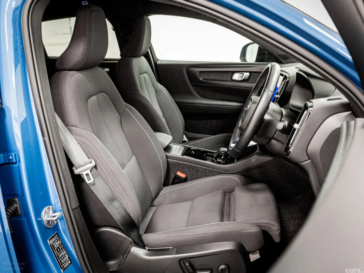 Volvo C40 SUV, Electric, 2023, Blue