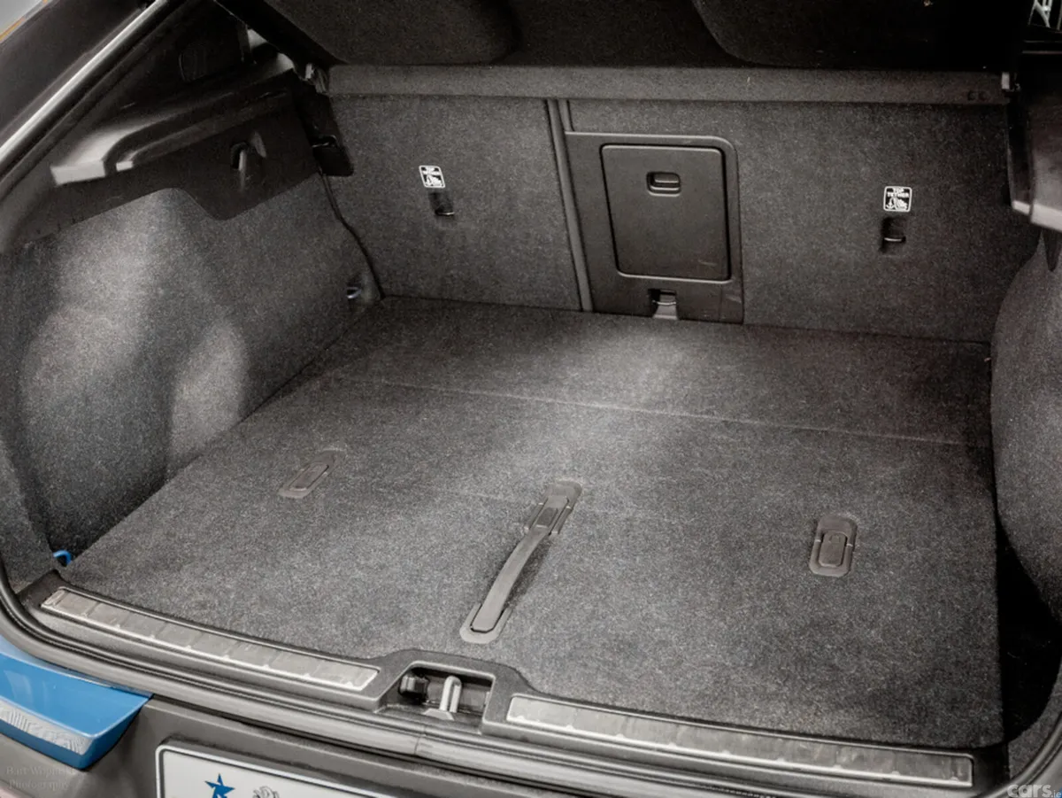 Volvo C40 SUV, Electric, 2023, Blue