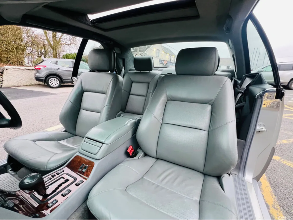 Mercedes-Benz Other Coupe, Petrol, 1993, Silver