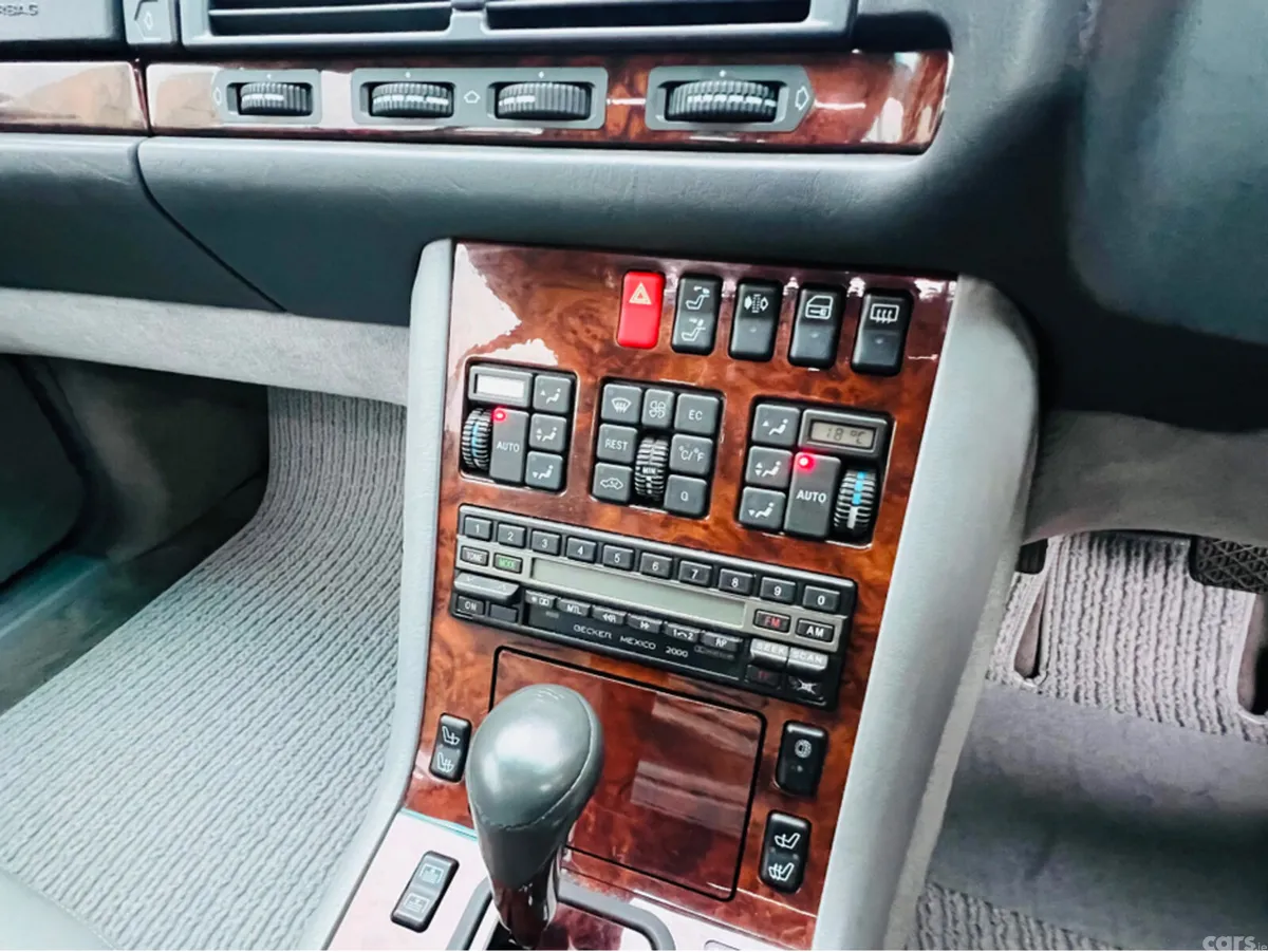 Mercedes-Benz Other Coupe, Petrol, 1993, Silver