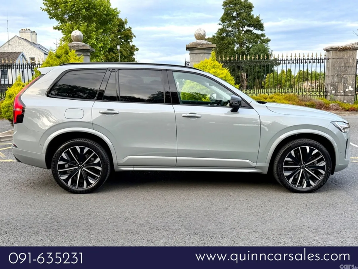 Volvo XC90 SUV, Petrol Plug-in Hybrid, 2026, Grey