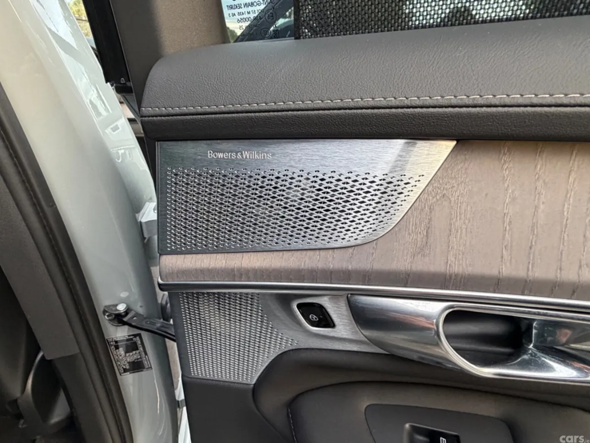 Volvo XC90 SUV, Petrol Plug-in Hybrid, 2026, Grey