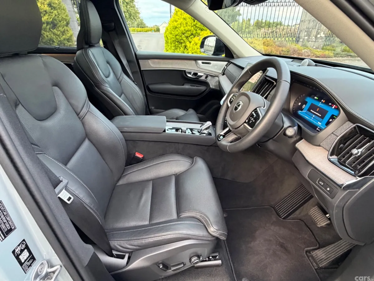Volvo XC90 SUV, Petrol Plug-in Hybrid, 2026, Grey