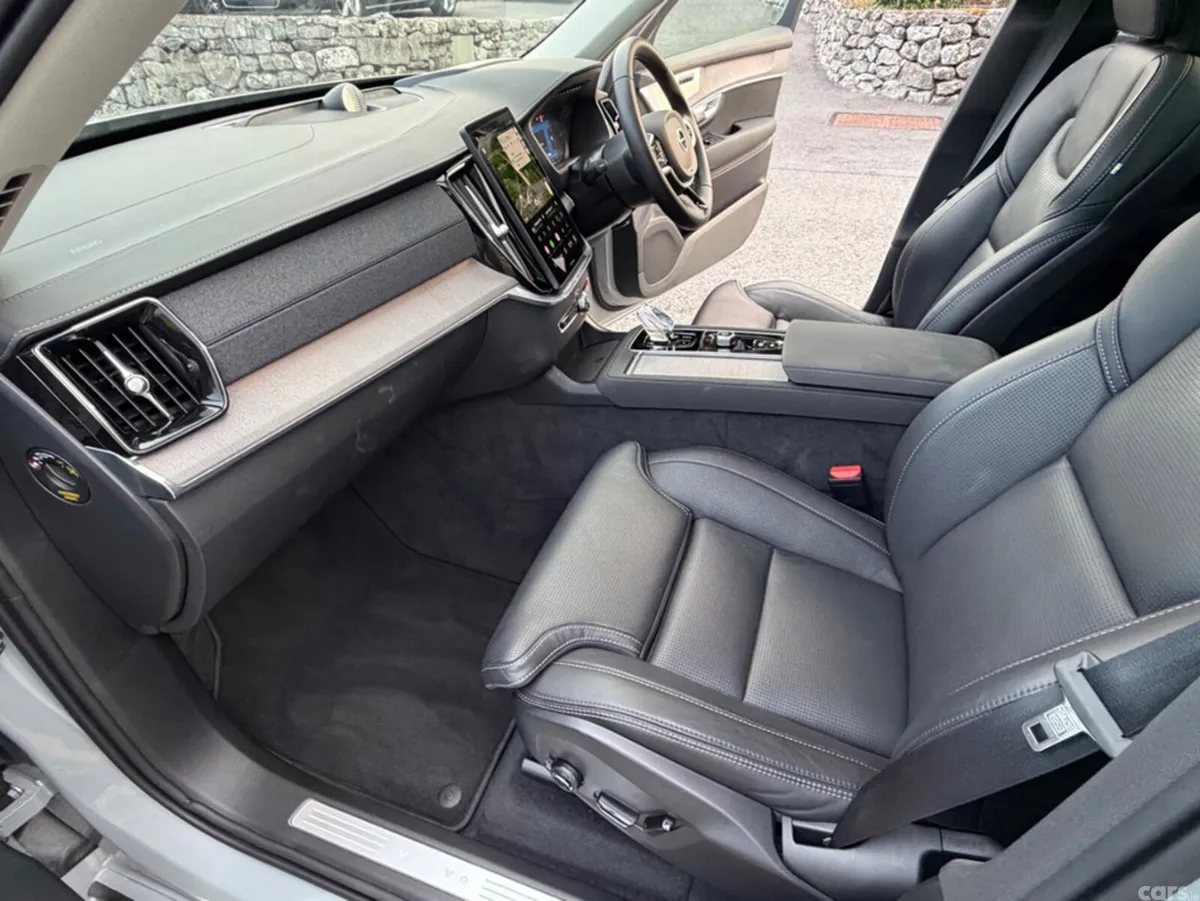 Volvo XC90 SUV, Petrol Plug-in Hybrid, 2026, Grey
