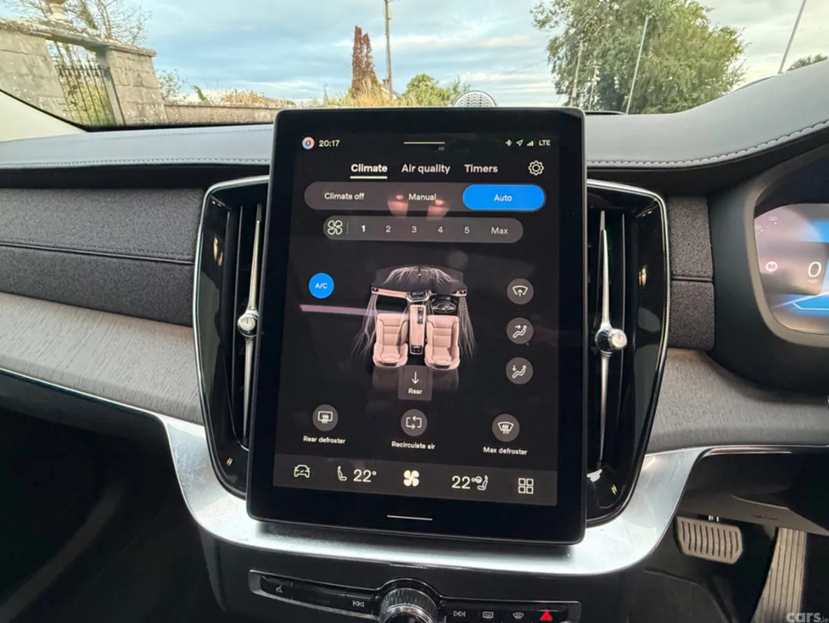 Volvo XC90 SUV, Petrol Plug-in Hybrid, 2026, Grey