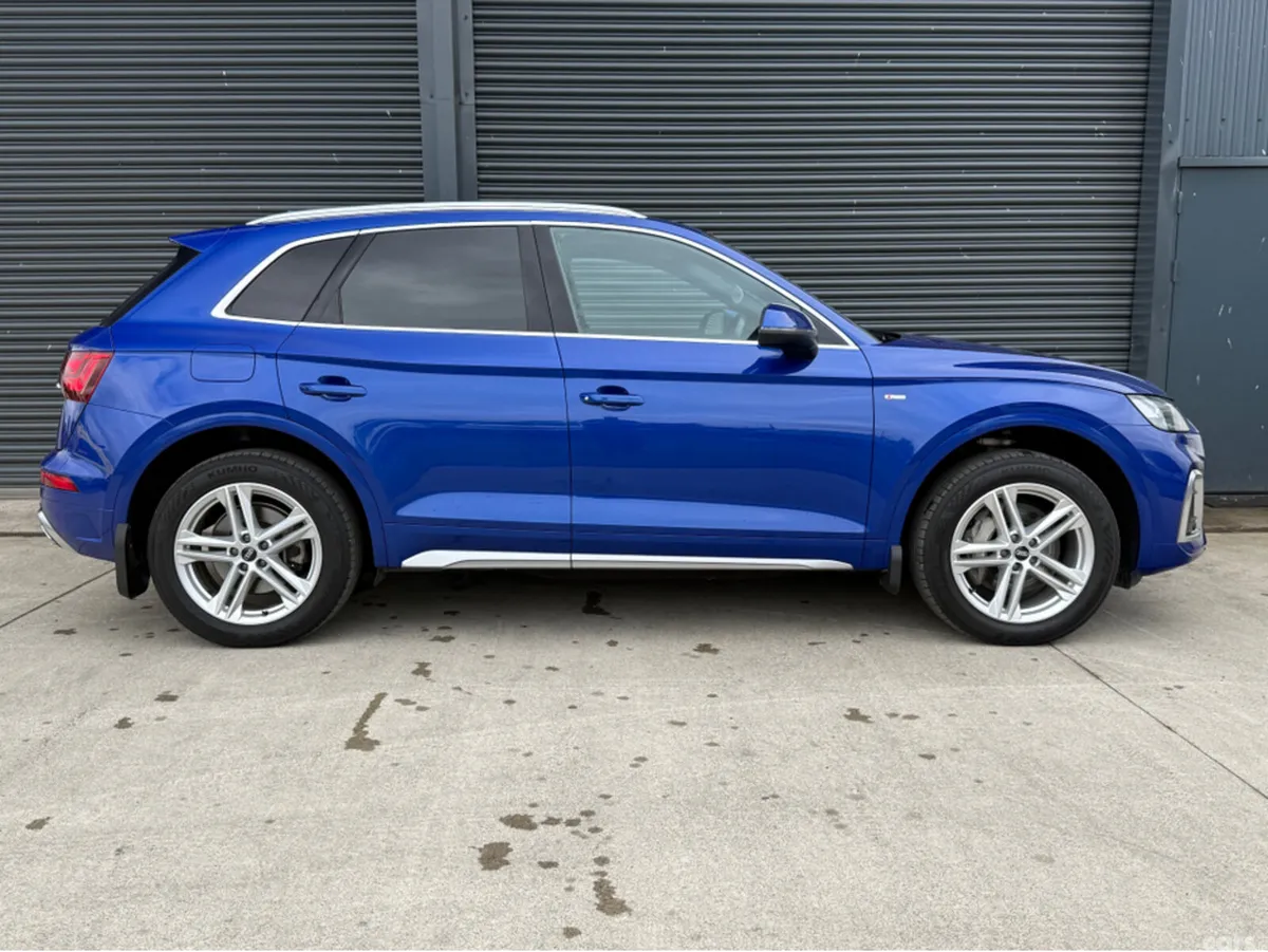 Audi Q5 Estate, Petrol Plug-in Hybrid, 2022, Blue