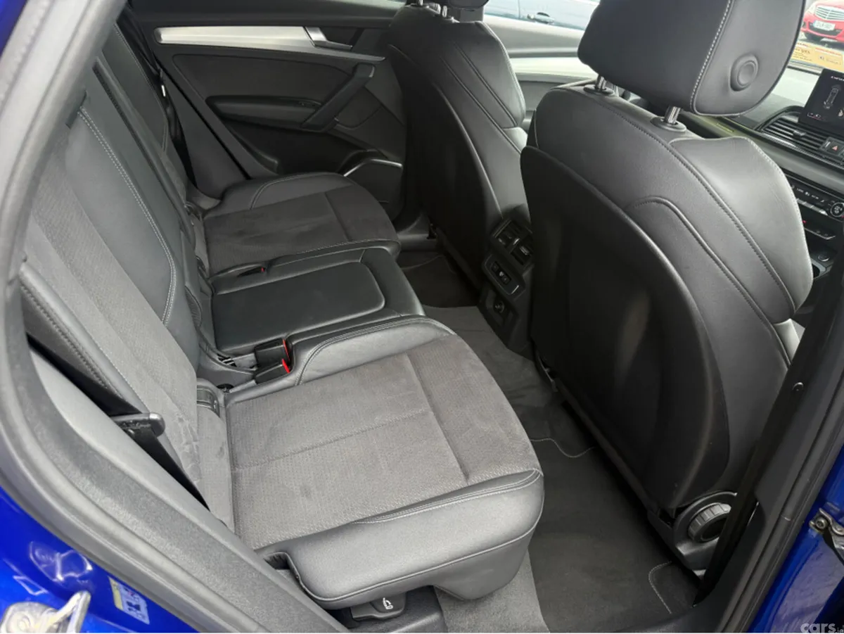 Audi Q5 Estate, Petrol Plug-in Hybrid, 2022, Blue