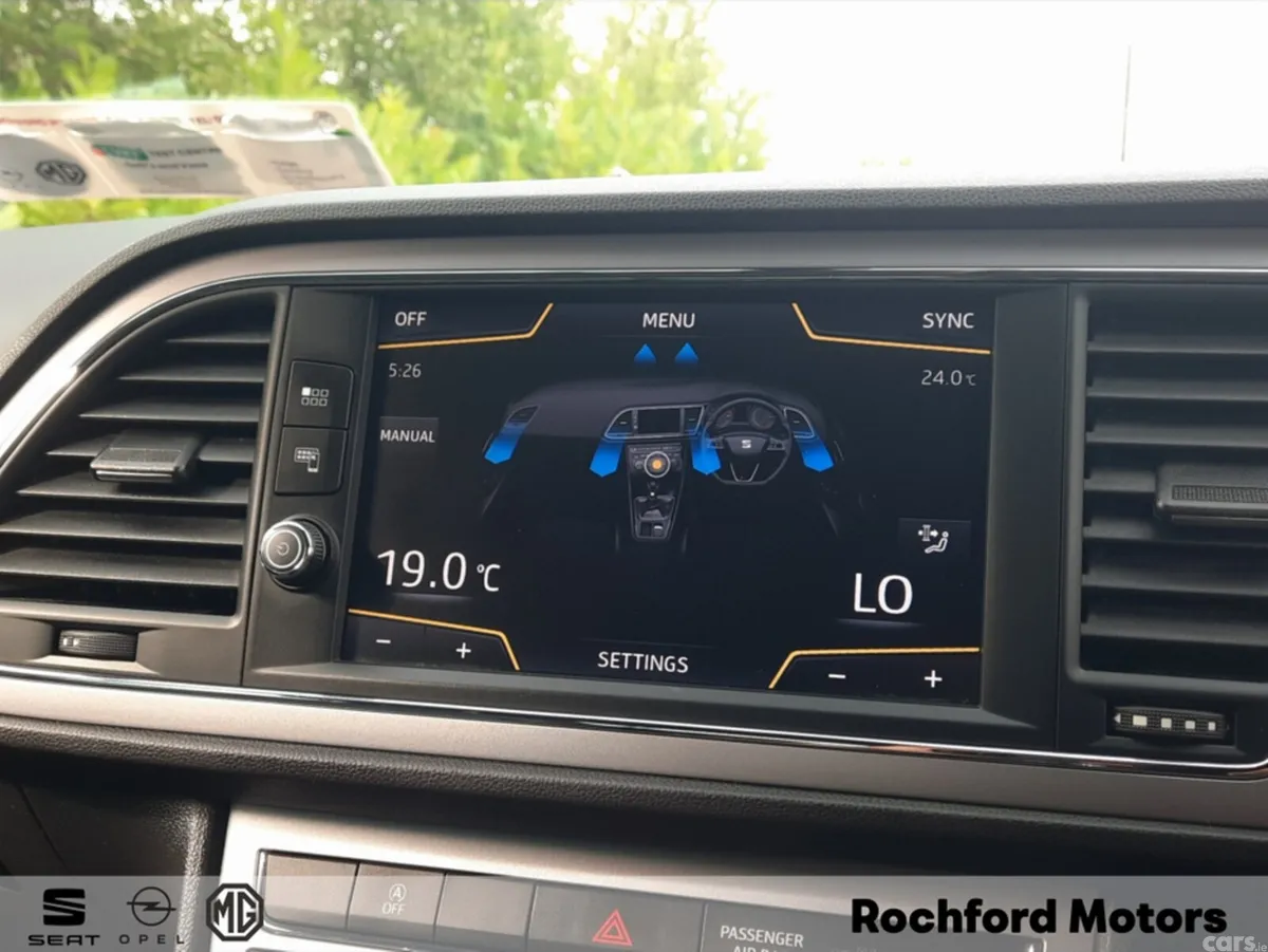 SEAT Leon Hatchback, Diesel, 2017, Blue
