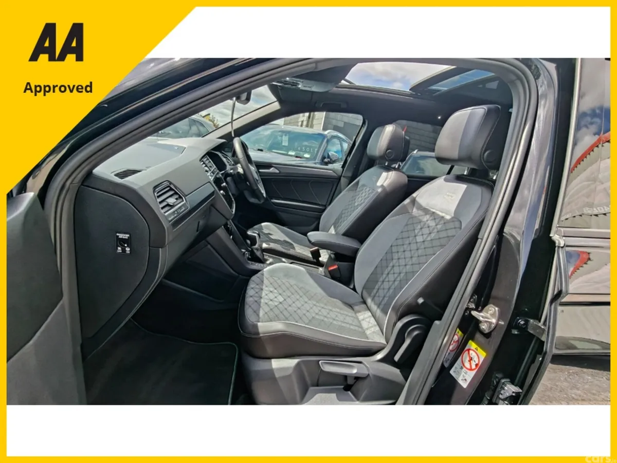 Volkswagen Tiguan SUV, Petrol Plug-in Hybrid, 2024, Black