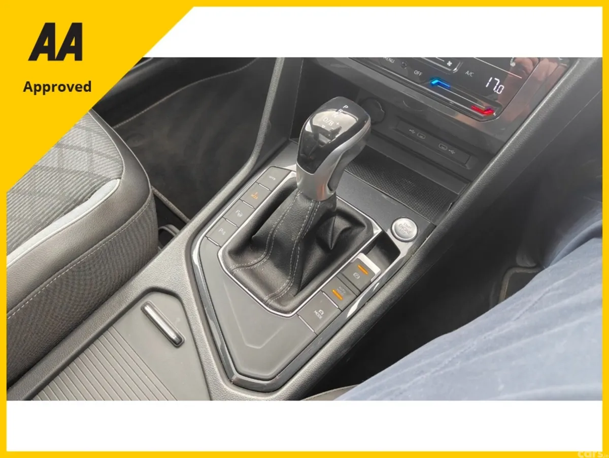 Volkswagen Tiguan SUV, Petrol Plug-in Hybrid, 2024, Black