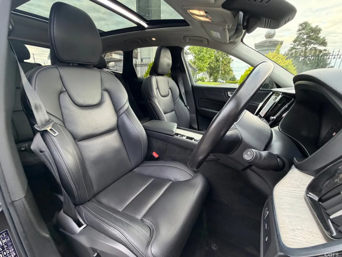 Volvo XC60 SUV, Petrol Plug-in Hybrid, 2022, Grey