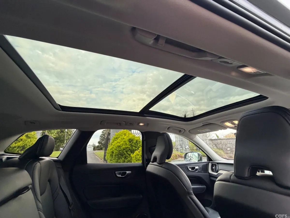 Volvo XC60 SUV, Petrol Plug-in Hybrid, 2022, Grey