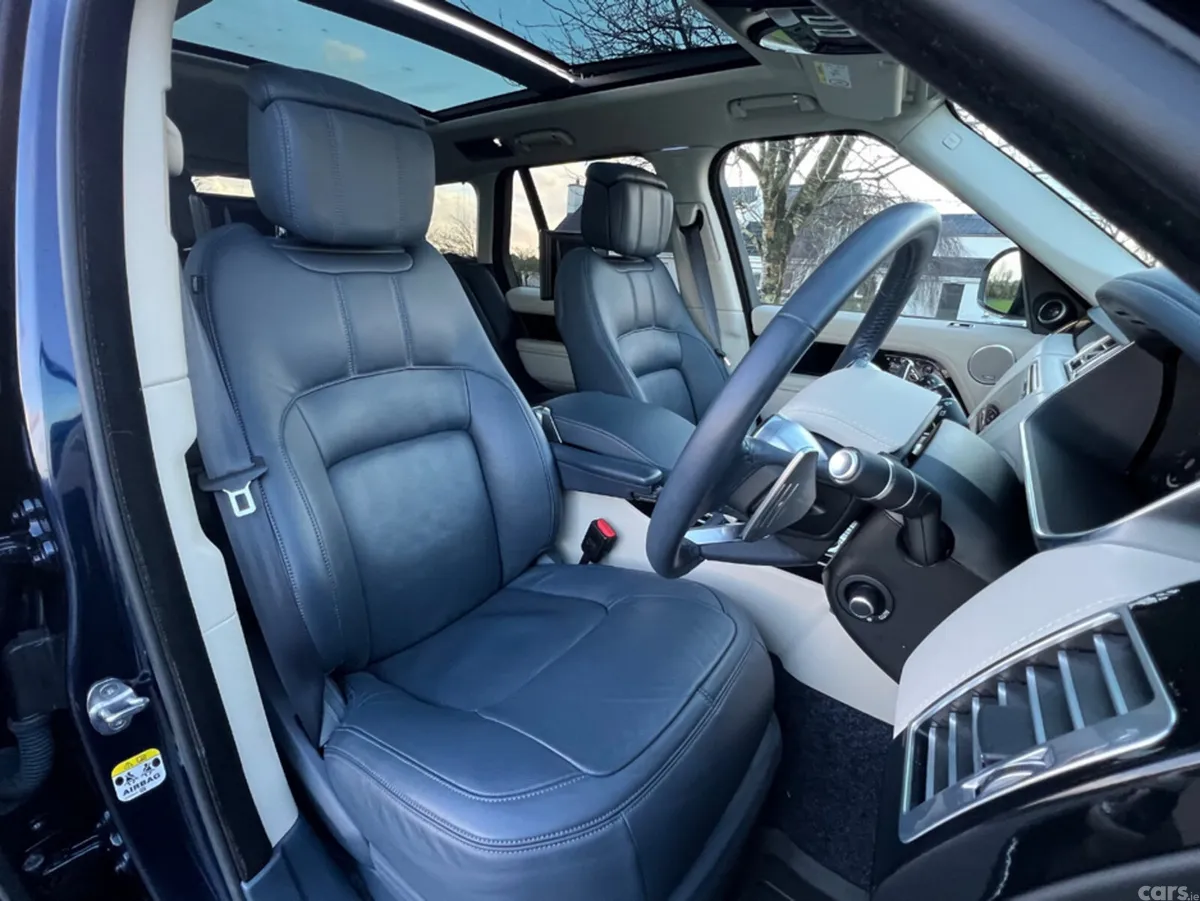 Land Rover Range Rover SUV, Petrol Plug-in Hybrid, 2020, Blue