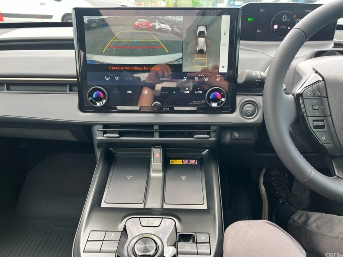 Toyota bZ4X Estate, Electric, 2026, White