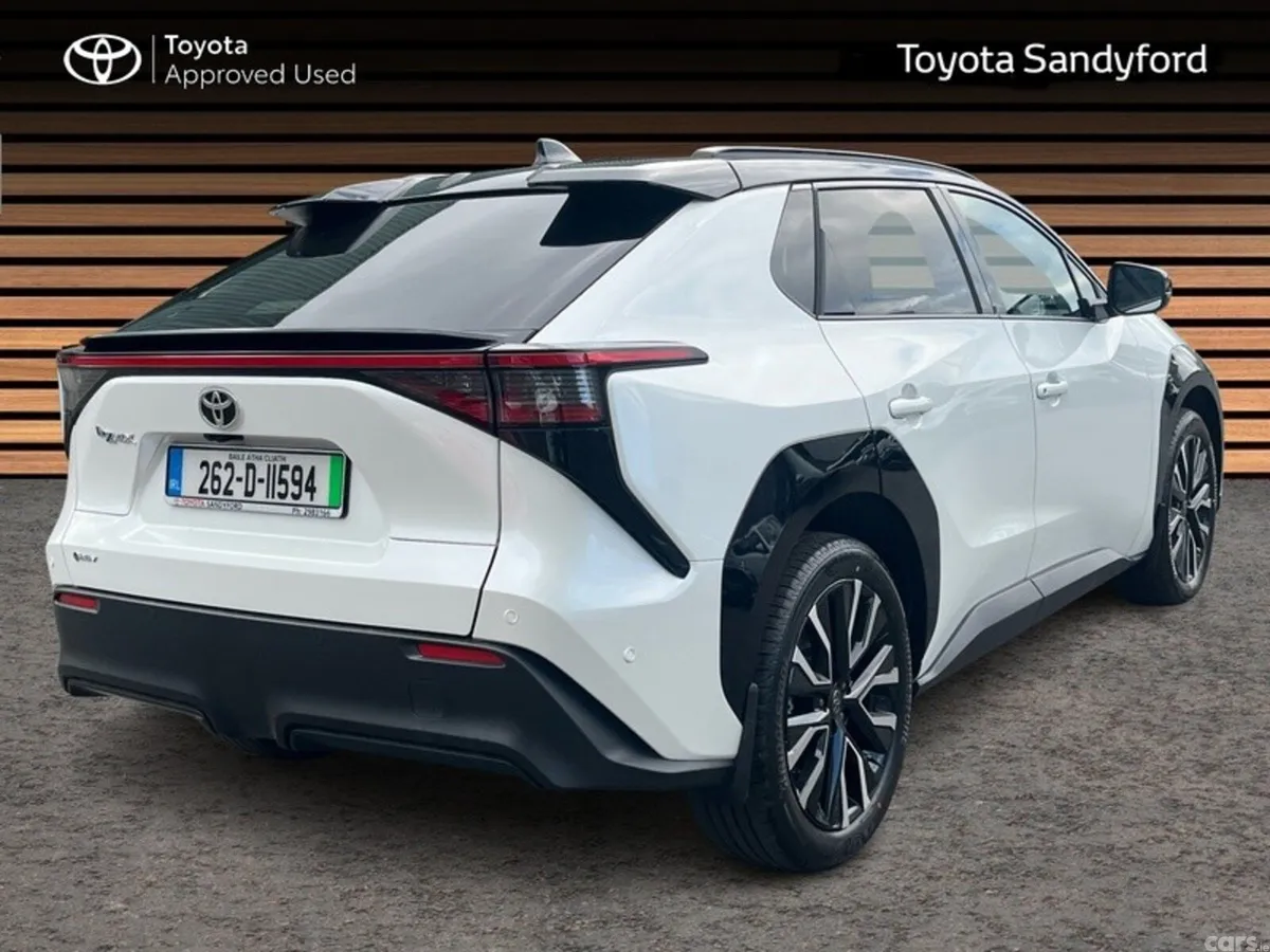 Toyota bZ4X Estate, Electric, 2026, White