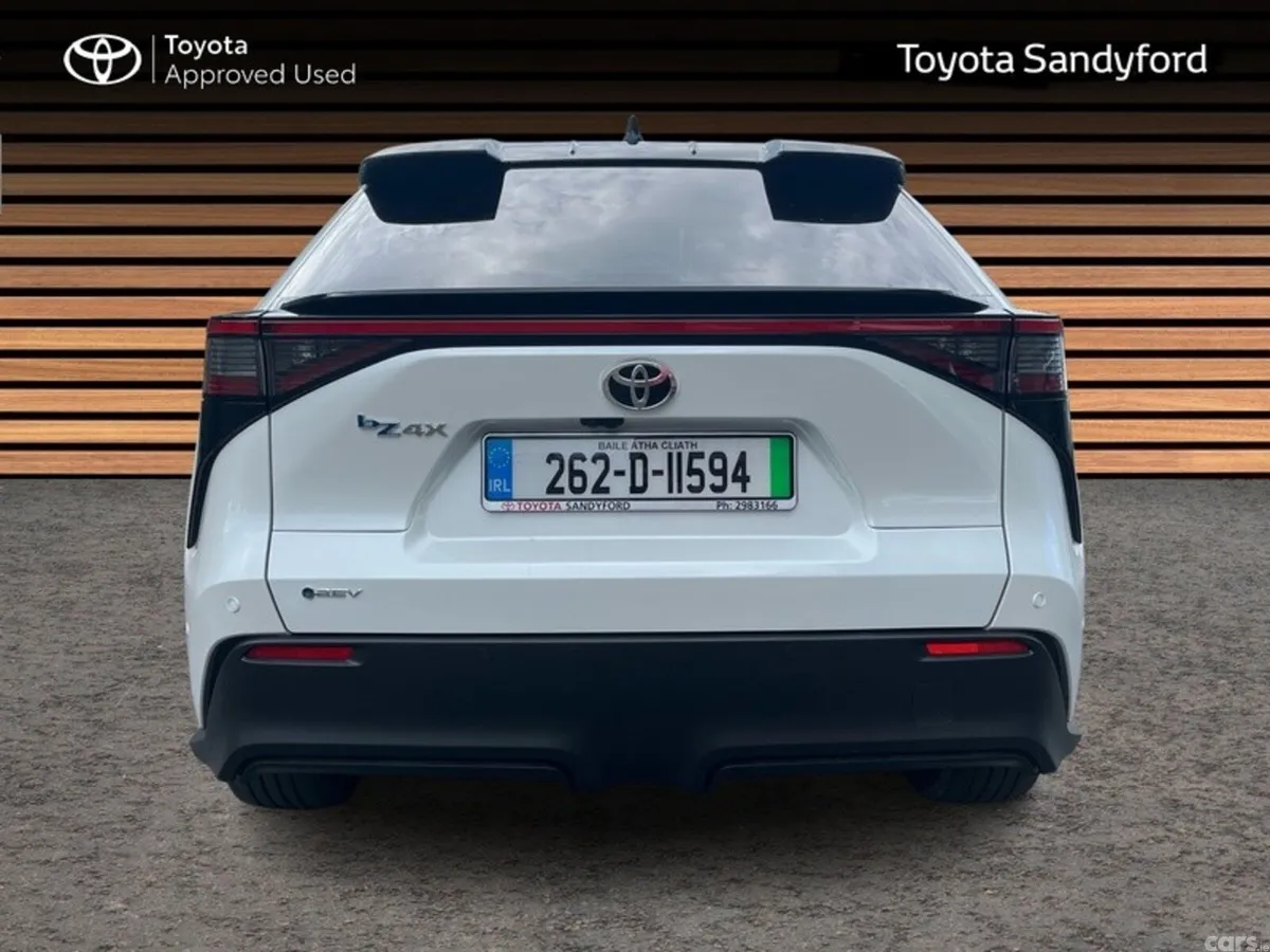 Toyota bZ4X Estate, Electric, 2026, White