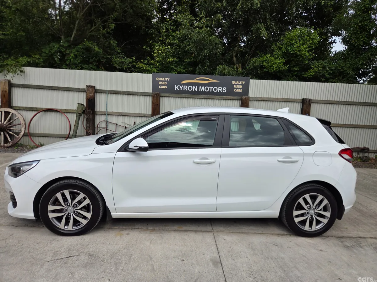 Hyundai i30 Hatchback, Diesel, 2019, White
