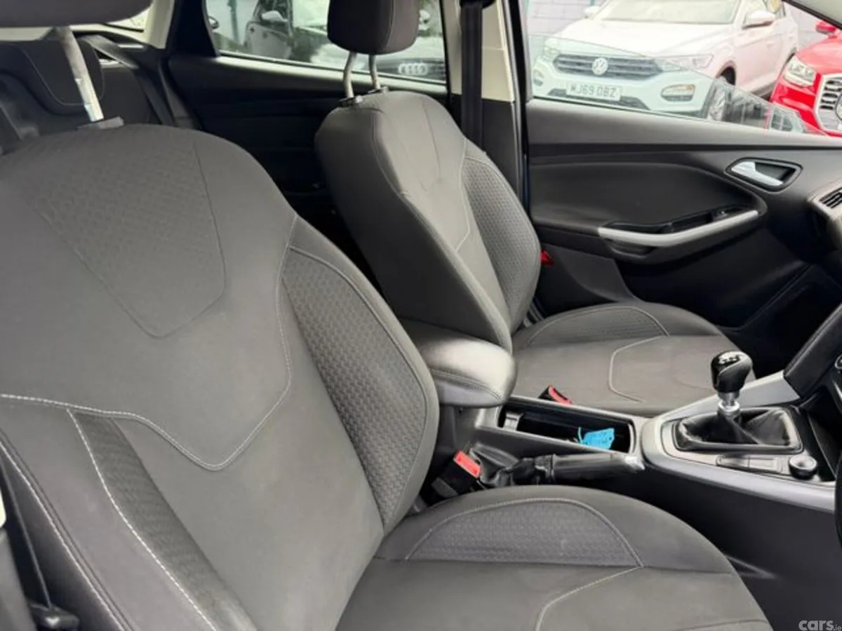 Ford Focus Hatchback, Diesel, 2016, Blue