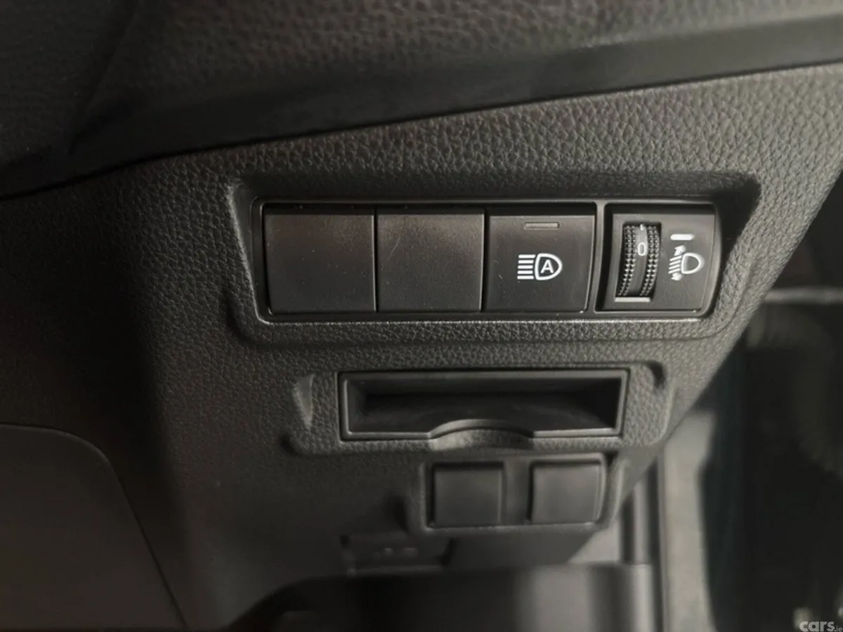 Toyota Corolla Cross Hatchback, Petrol Hybrid, 2024, Black
