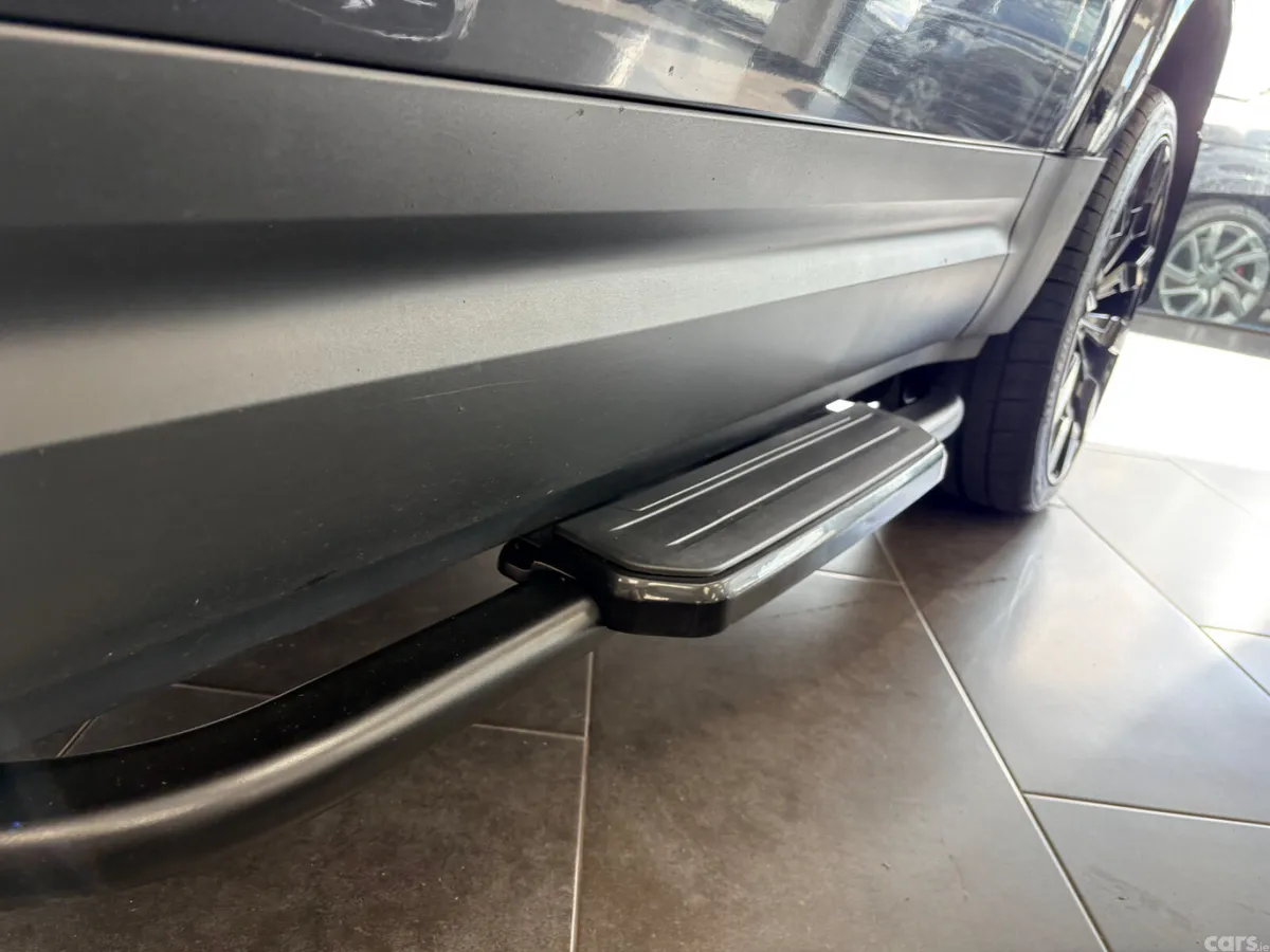 Land Rover Defender SUV, Diesel, 2021, Grey