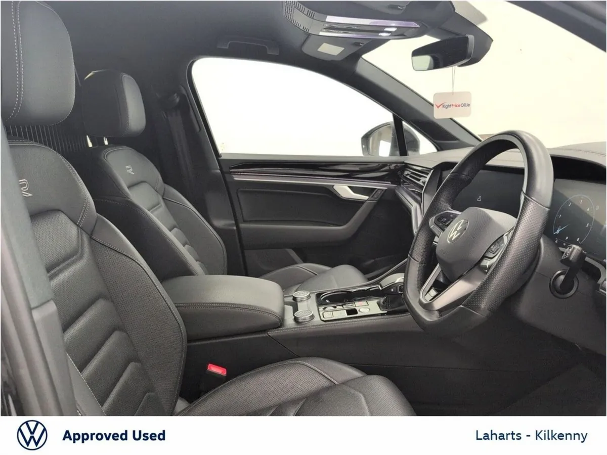 Volkswagen Touareg SUV, Diesel, 2025, Black