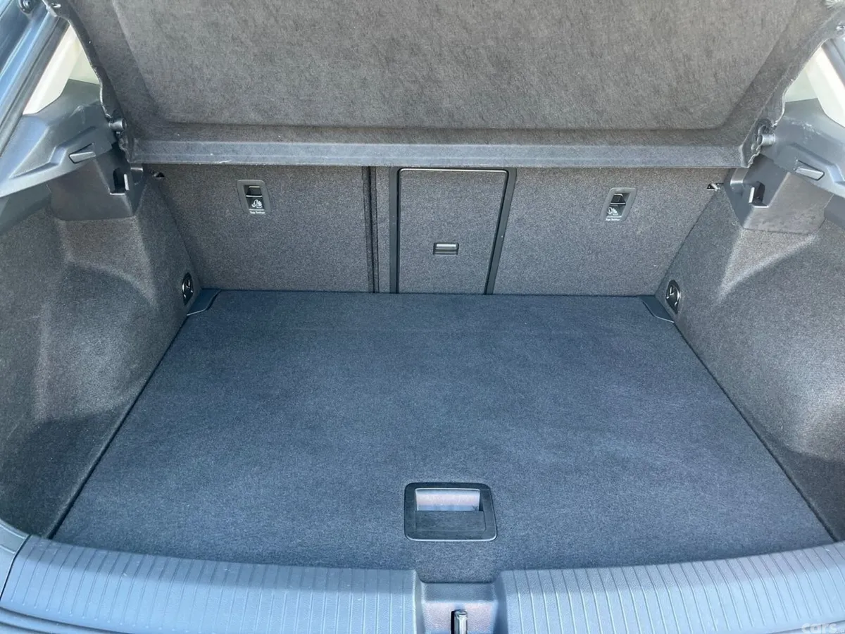 Volkswagen T-Roc SUV, Petrol, 2023, Grey