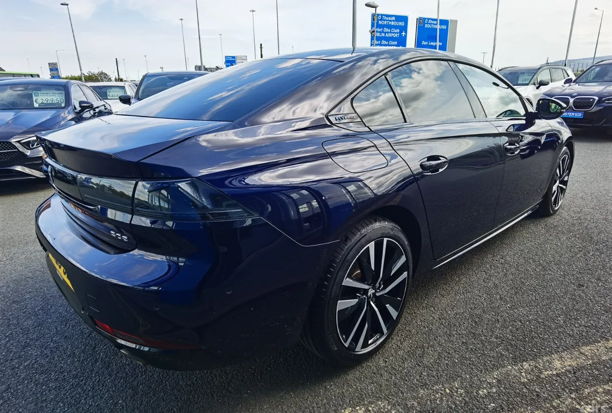 Peugeot 508 Hatchback, Petrol Plug-in Hybrid, 2023, Blue