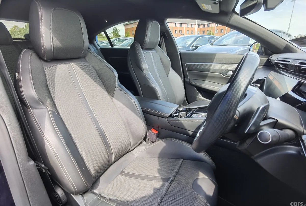Peugeot 508 Hatchback, Petrol Plug-in Hybrid, 2023, Blue