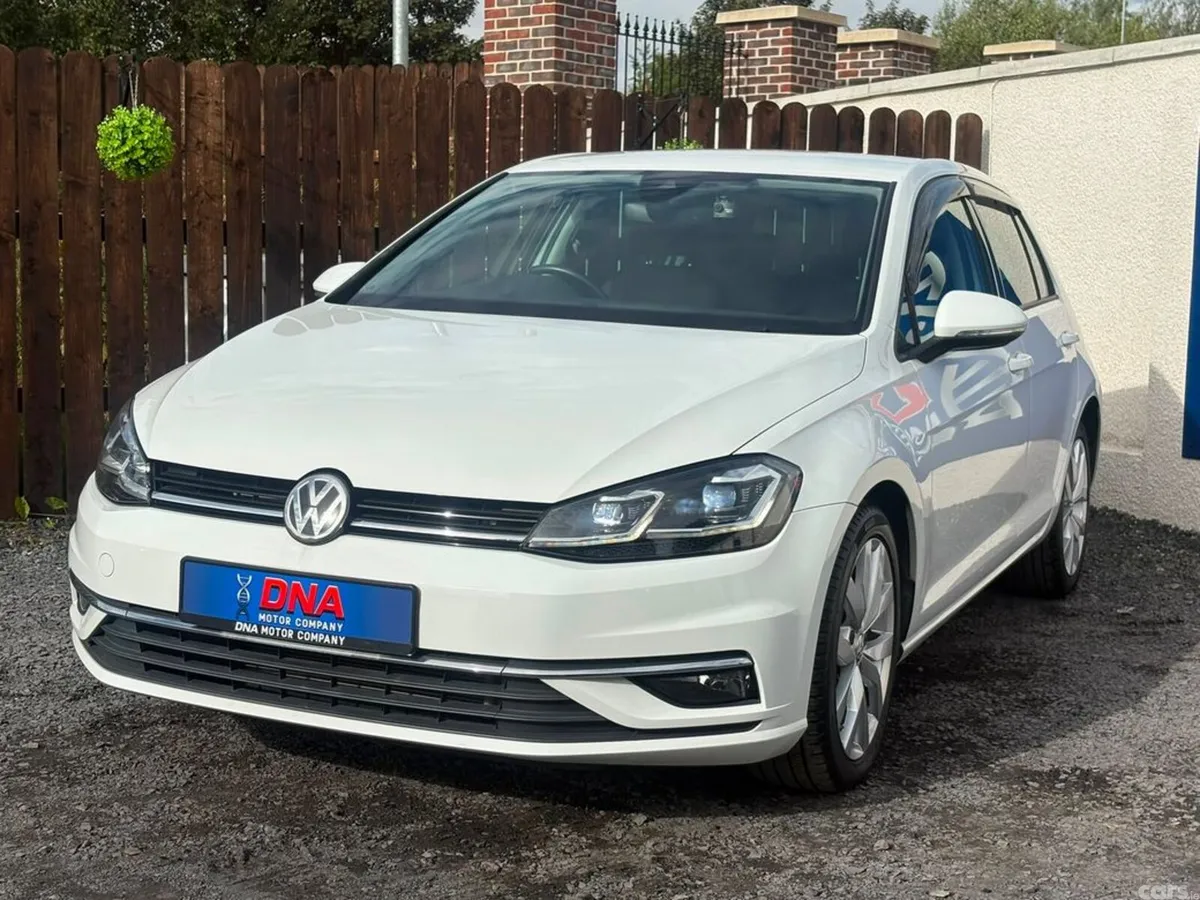 Volkswagen Golf Hatchback, Petrol, 2017, White