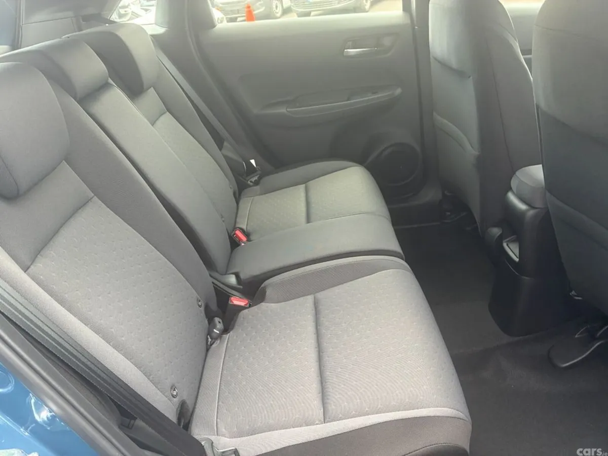 Honda Jazz Hatchback, Petrol, 2027, Blue