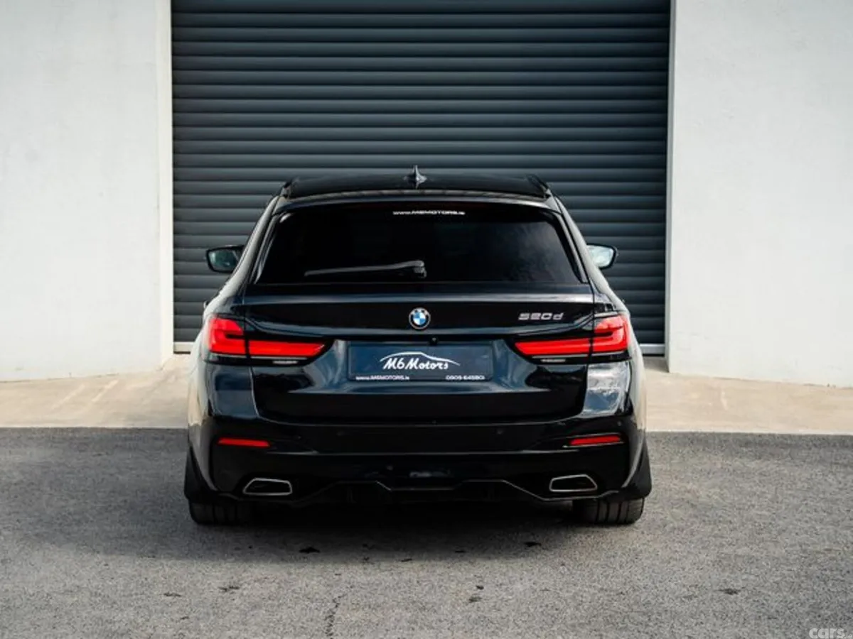 BMW 5-Series Estate, Diesel, 2022, Black